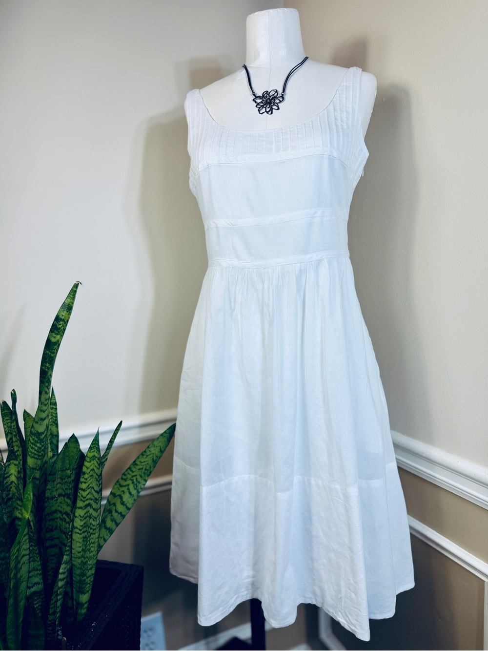 Calvin Klein White Dress Cotton Fit & Flare Midi  Sleeveless Satin Lining